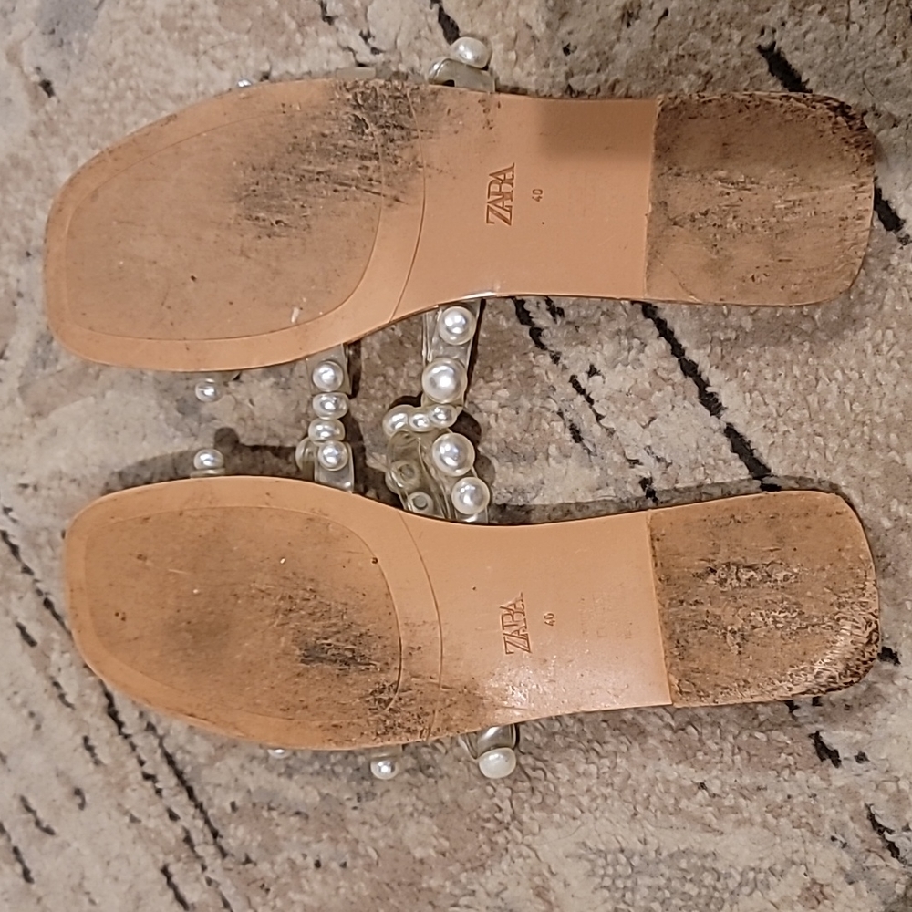 Sandals - Picture 3 of 5